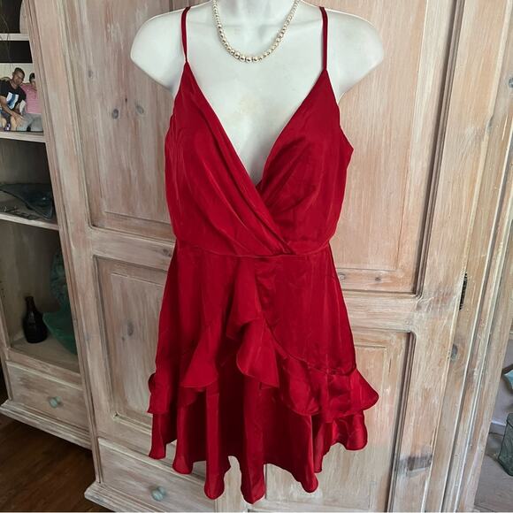Trixxi Red Dress Women’s Medium - Picture 7 of 9